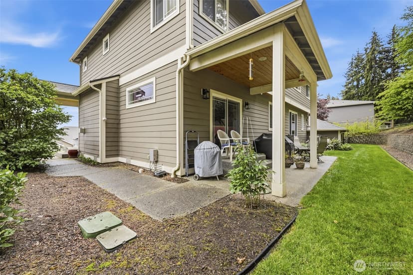Property photo for 13718 9th Avenue Ct NW, Gig Harbor photo 6