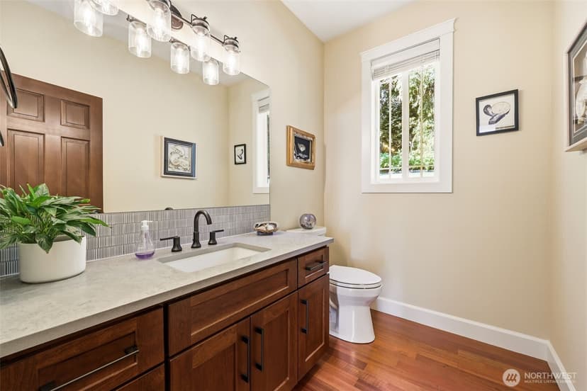 Property photo for 13718 9th Avenue Ct NW, Gig Harbor photo 28