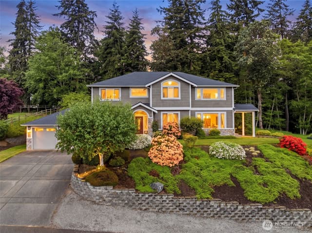 Property photo for 13718 9th Avenue Ct NW, Gig Harbor photo 3