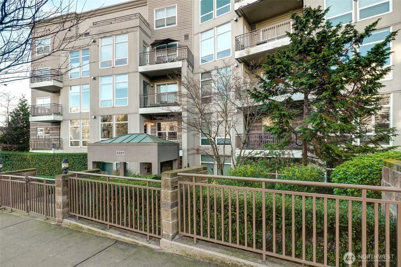 Property photo for 3221 SW Avalon Way #313, Seattle photo 25
