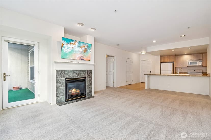 Property photo for 3221 SW Avalon Way #313, Seattle