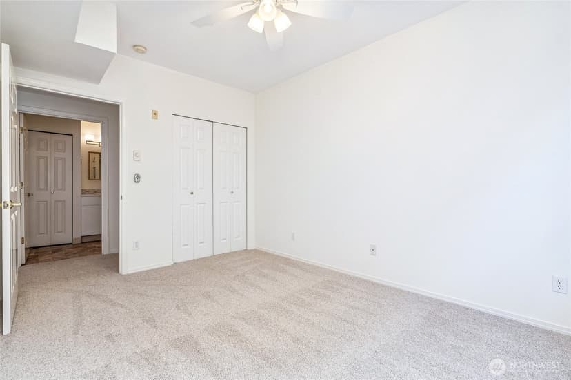 Property photo for 3221 SW Avalon Way #313, Seattle photo 10