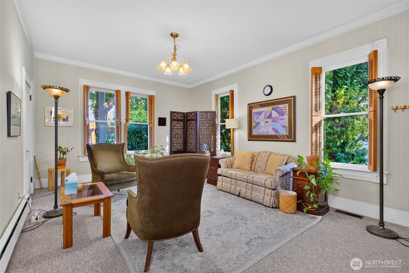 Property photo for 115 3rd Avenue N, Edmonds photo 23