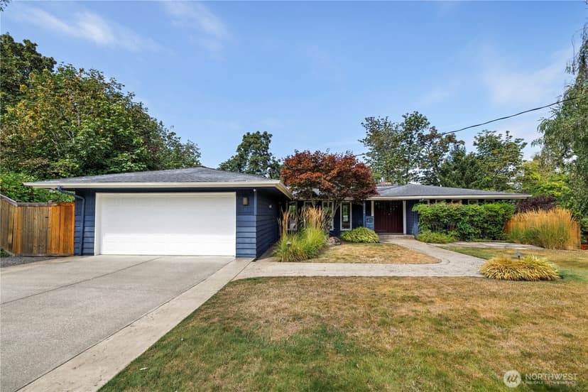 Property photo for 9726 SE 40th Street, Mercer Island photo 2
