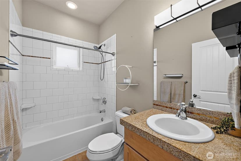 Property photo for 9600 JM Dickinson Road SW, Port Orchard photo 5