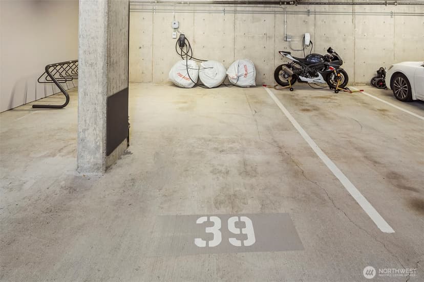 Property photo for 520 6th Avenue #4001, Kirkland photo 32