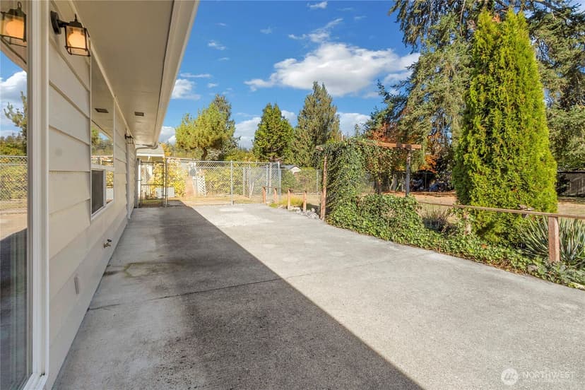 Property photo for 14511 25th Ave Ct E, Tacoma photo 21