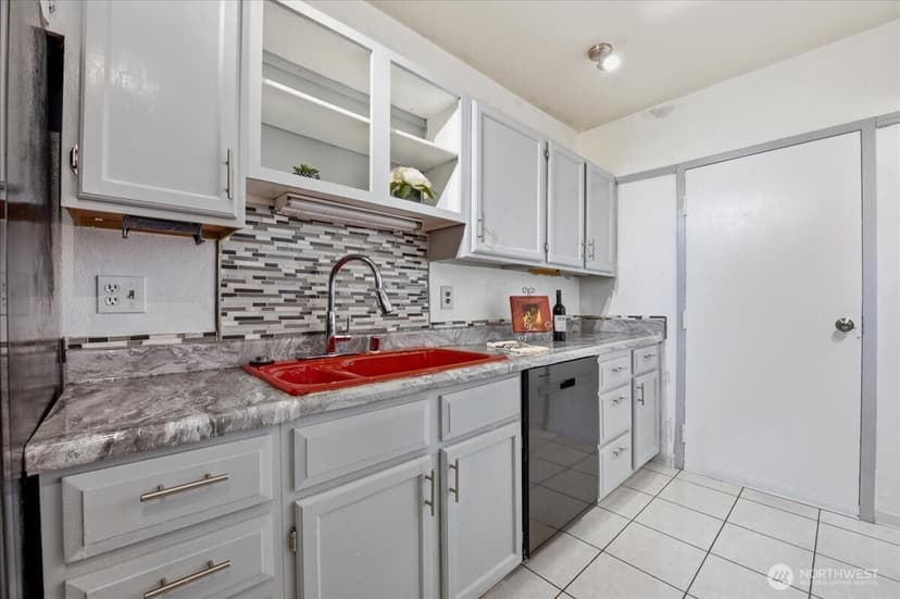 Property photo for 19507 86th Avenue W #507, Edmonds photo 16