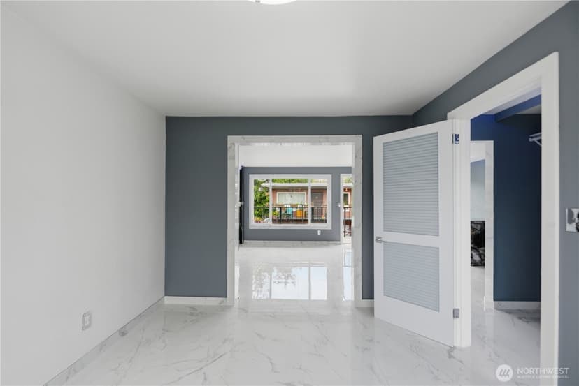 Property photo for 748 S Cloverdale Street #8, Seattle photo 14