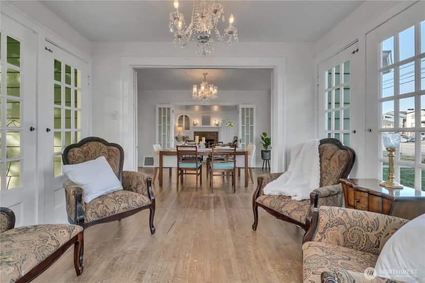 Property photo for 7656 Pacific Avenue, Tacoma photo 11
