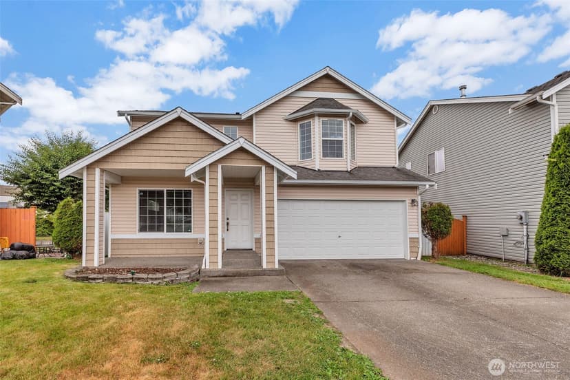 Property photo for 728 95th Court SE, Everett