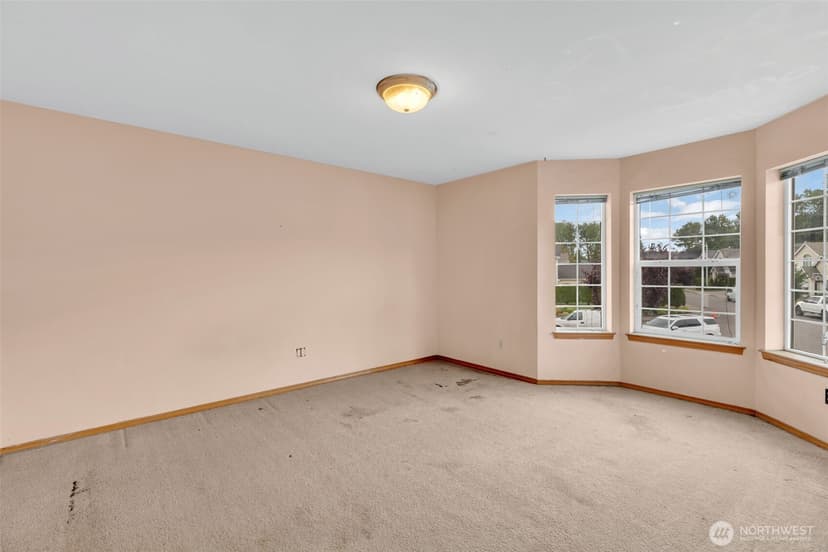 Property photo for 728 95th Court SE, Everett photo 14