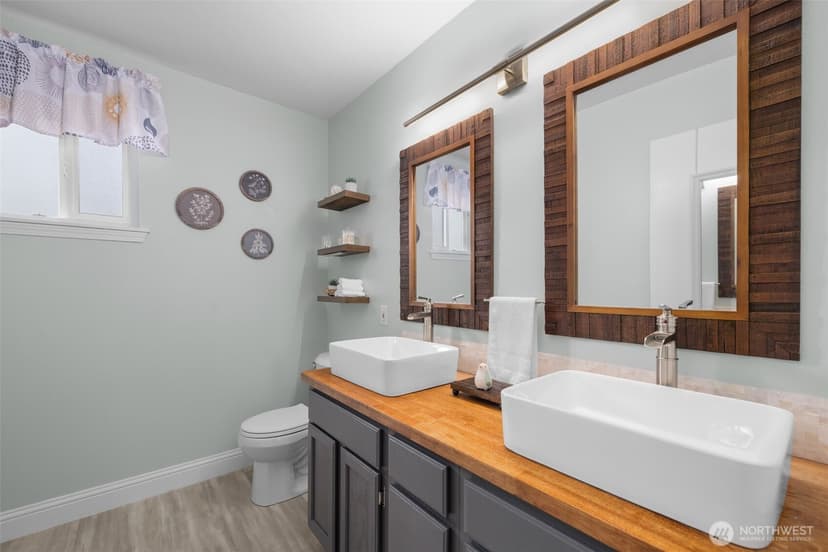 Property photo for 3111 154th Street SW, Lynnwood photo 16