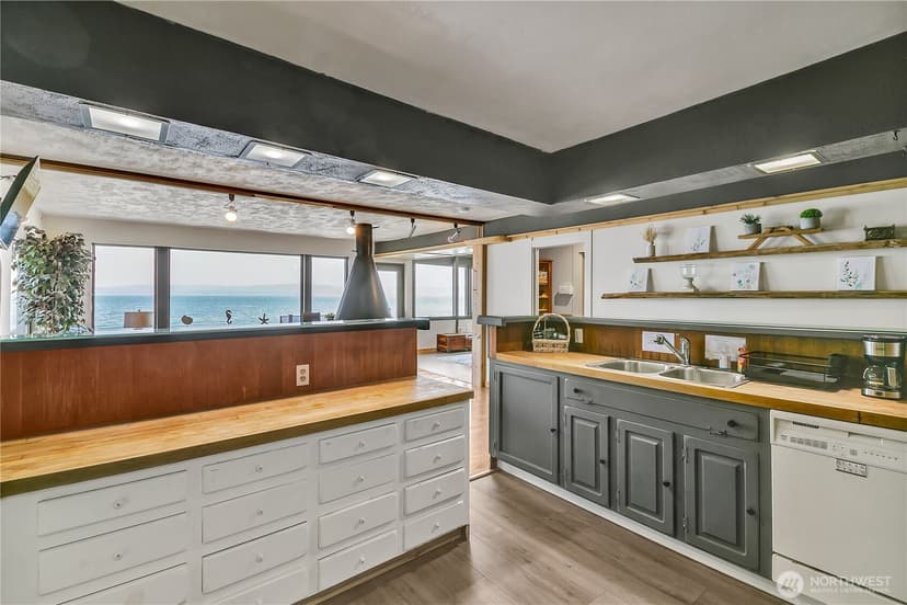 Property photo for 14024 Glen Acres Road SW, Vashon photo 8