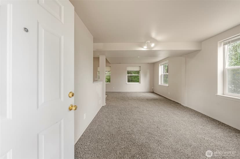 Property photo for 6387 NW Aileron Court, Silverdale photo 3