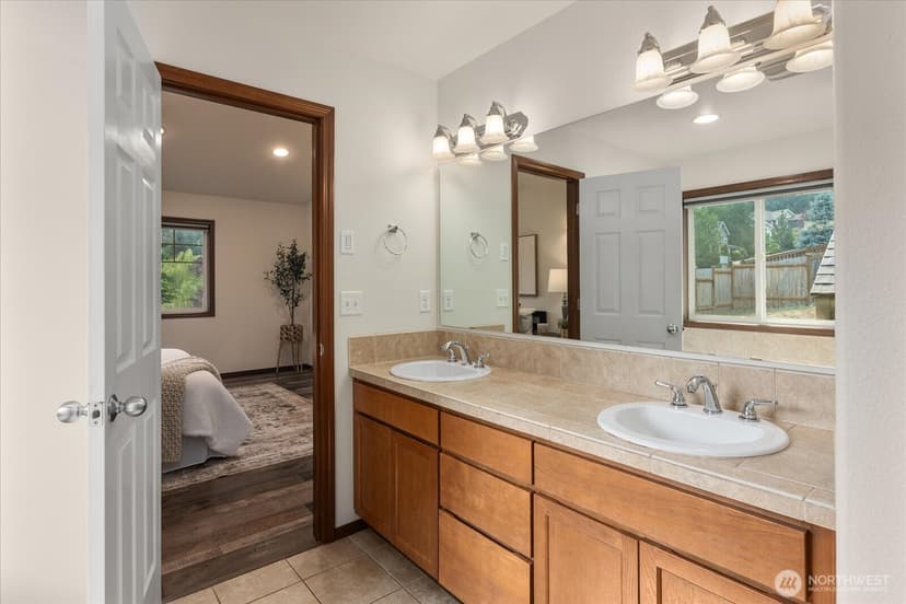 Property photo for 9622 185th Drive SE, Snohomish photo 18