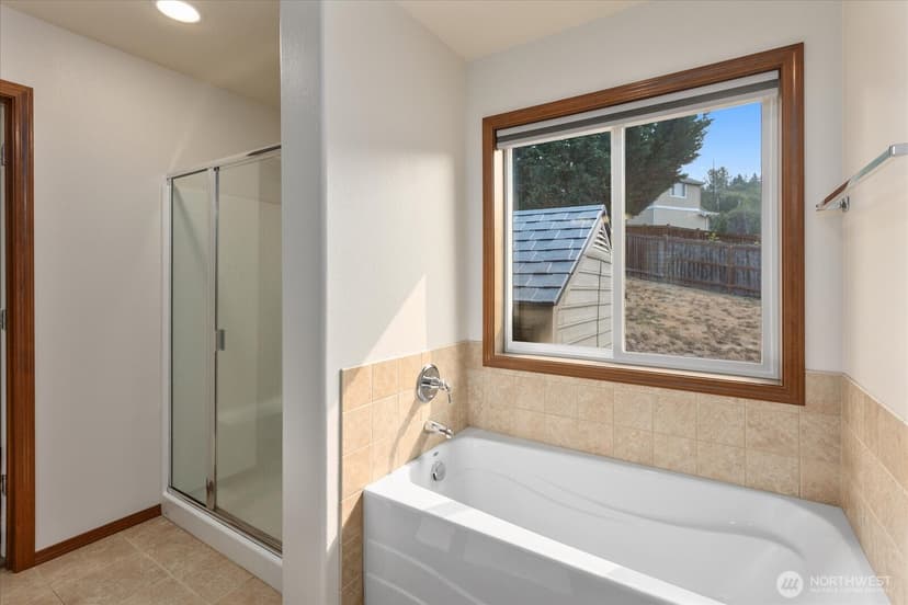 Property photo for 9622 185th Drive SE, Snohomish photo 19