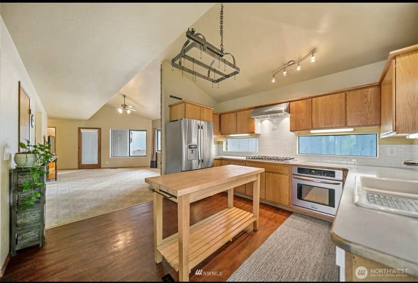 Property photo for 739 NE Woods Court, Bremerton photo 11