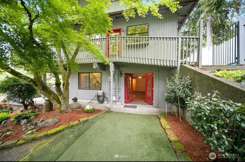 Property photo for 739 NE Woods Court, Bremerton photo 3