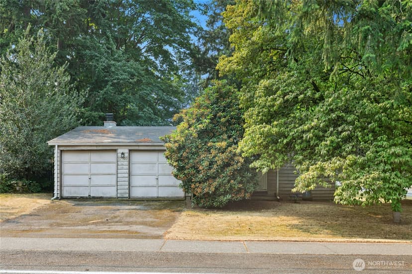 Property photo for 17103 NE 95th Street, Redmond photo 3