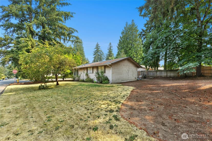 Property photo for 17103 NE 95th Street, Redmond photo 11