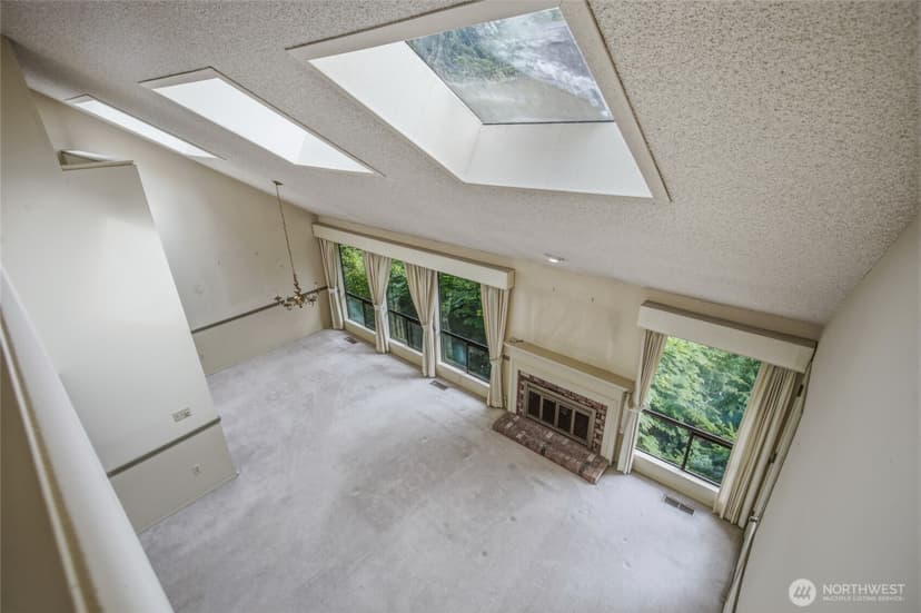 Property photo for 104 168th Avenue NE, Bellevue photo 28
