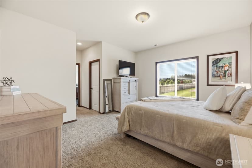 Property photo for 24214 Harvey Creek Road, Arlington photo 23