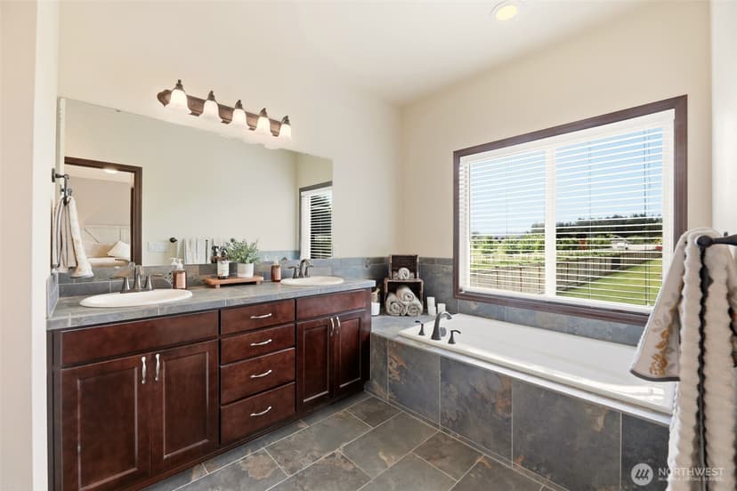 Property photo for 24214 Harvey Creek Road, Arlington photo 25