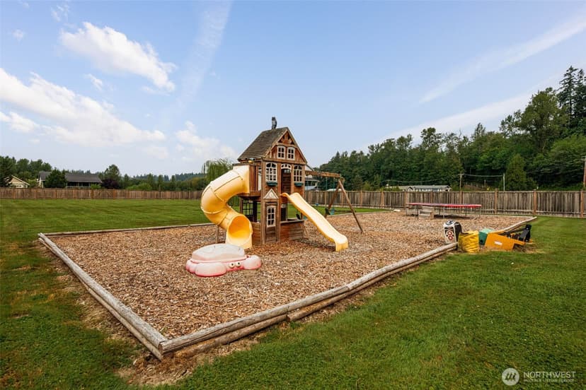 Property photo for 24214 Harvey Creek Road, Arlington photo 14