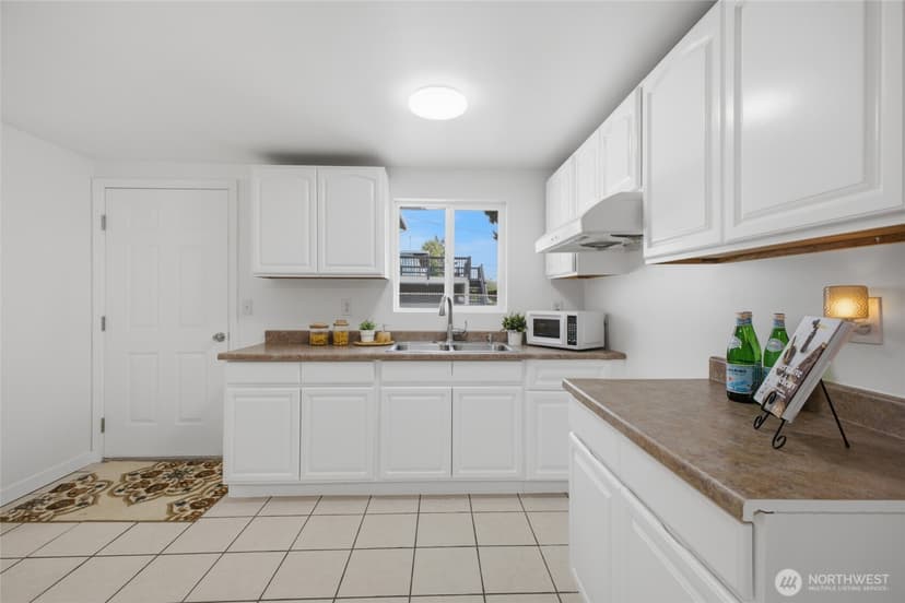 Property photo for 5922 23rd Avenue S, Seattle photo 25
