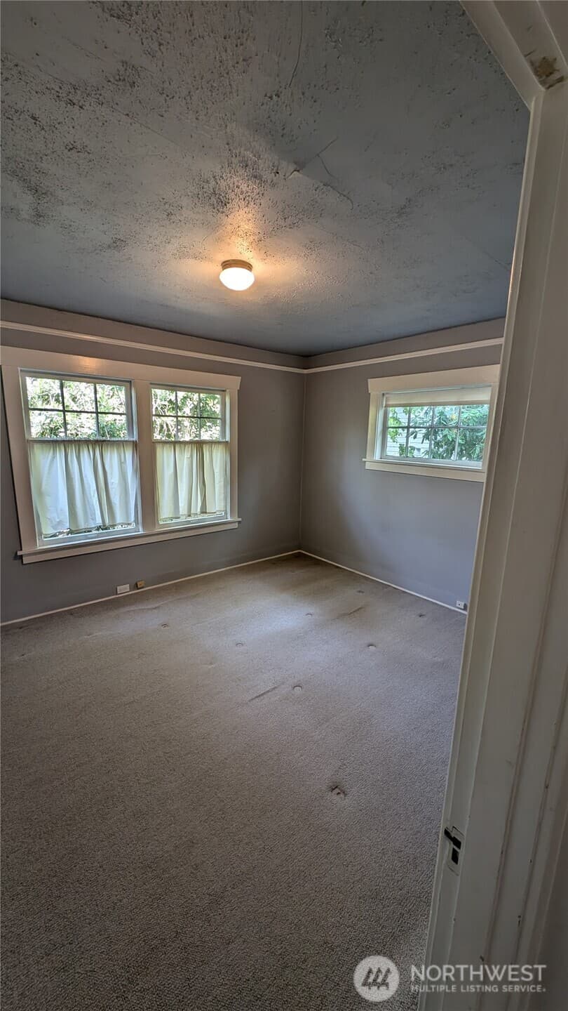 Property photo for 7011 14th Avenue NE, Seattle photo 18
