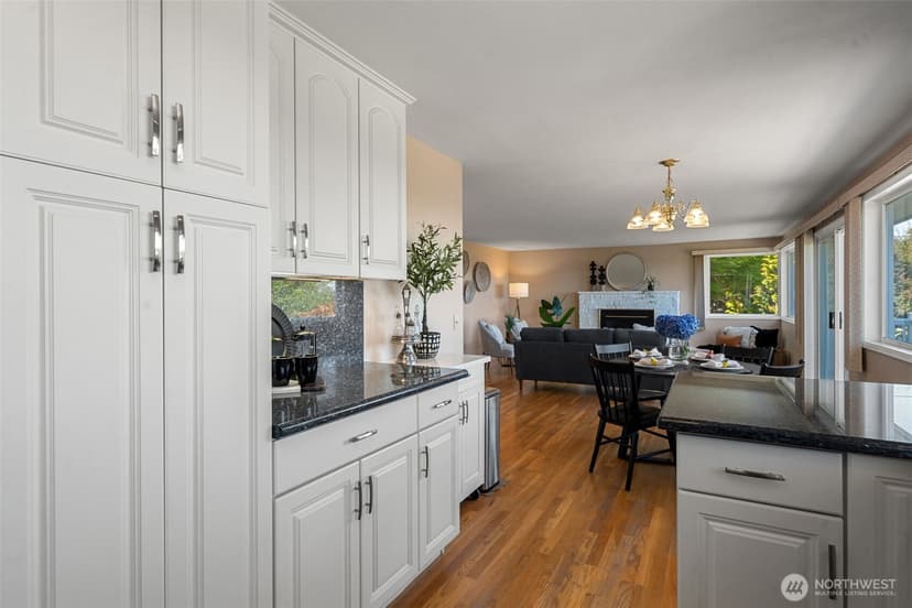 Property photo for 8102 E Seaview Drive, Port Orchard photo 13
