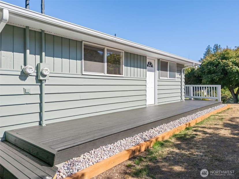 Property photo for 8102 E Seaview Drive, Port Orchard photo 35
