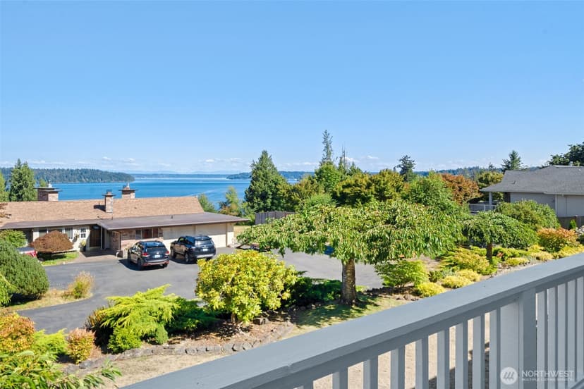 Property photo for 8102 E Seaview Drive, Port Orchard photo 38