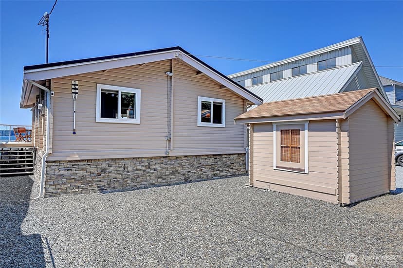 Property photo for 14130 Evergreen Way, Stanwood photo 6