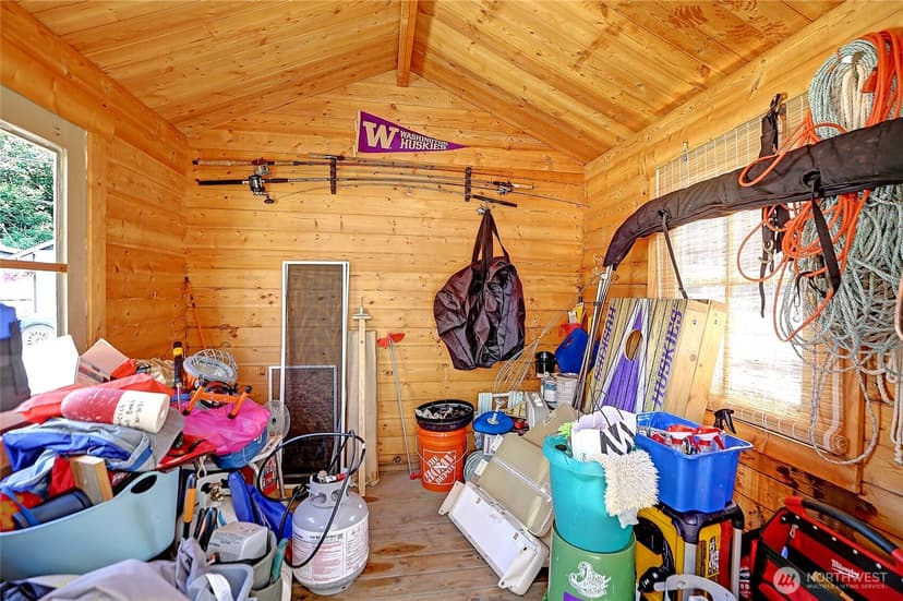 Property photo for 14130 Evergreen Way, Stanwood photo 33