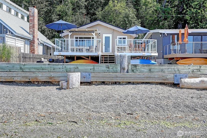 Property photo for 14130 Evergreen Way, Stanwood photo 30