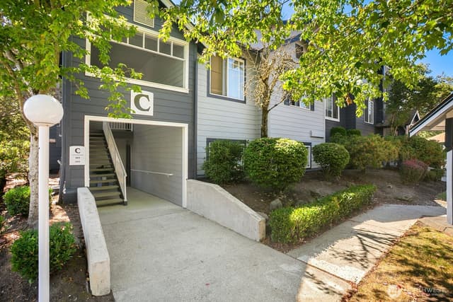Property photo for 10825 SE 200th St #C101, Kent
