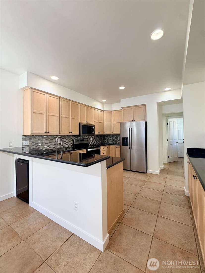 Property photo for 4611 NE 5th Place, Renton photo 16