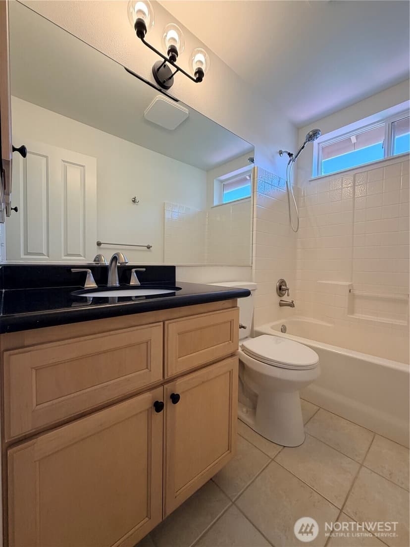 Property photo for 4611 NE 5th Place, Renton photo 27