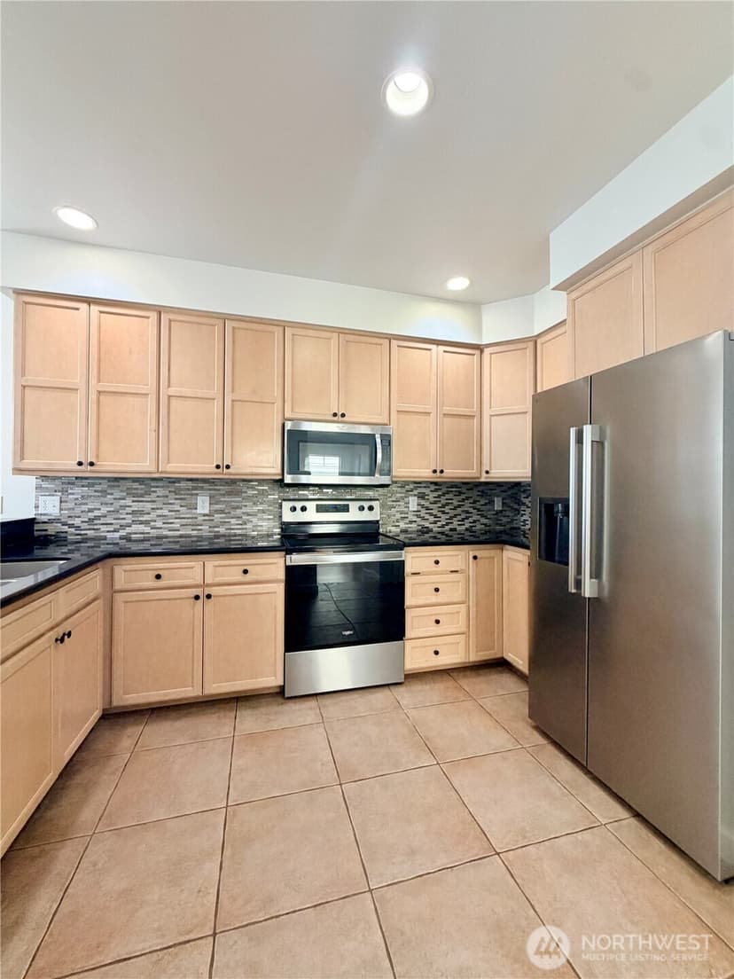 Property photo for 4611 NE 5th Place, Renton photo 12