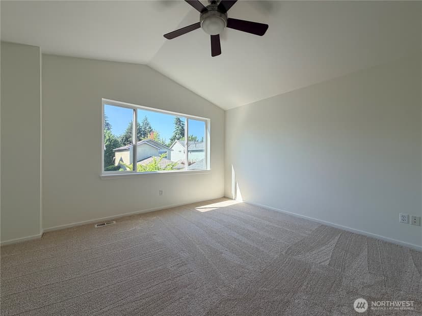 Property photo for 4611 NE 5th Place, Renton photo 18