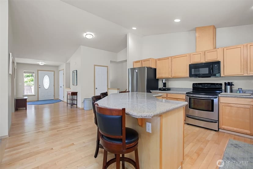 Property photo for 7977 E Clam Bay Court, Port Orchard photo 9