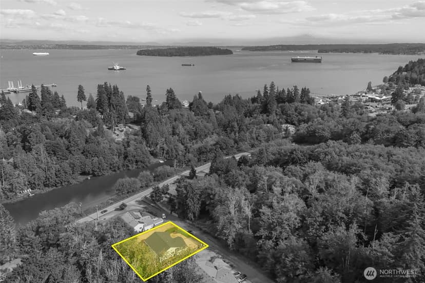 Property photo for 7977 E Clam Bay Court, Port Orchard photo 39