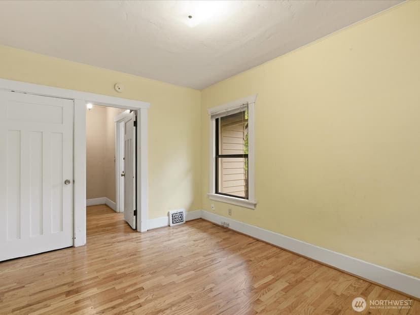 Property photo for 5821 3rd Avenue NW, Seattle photo 17
