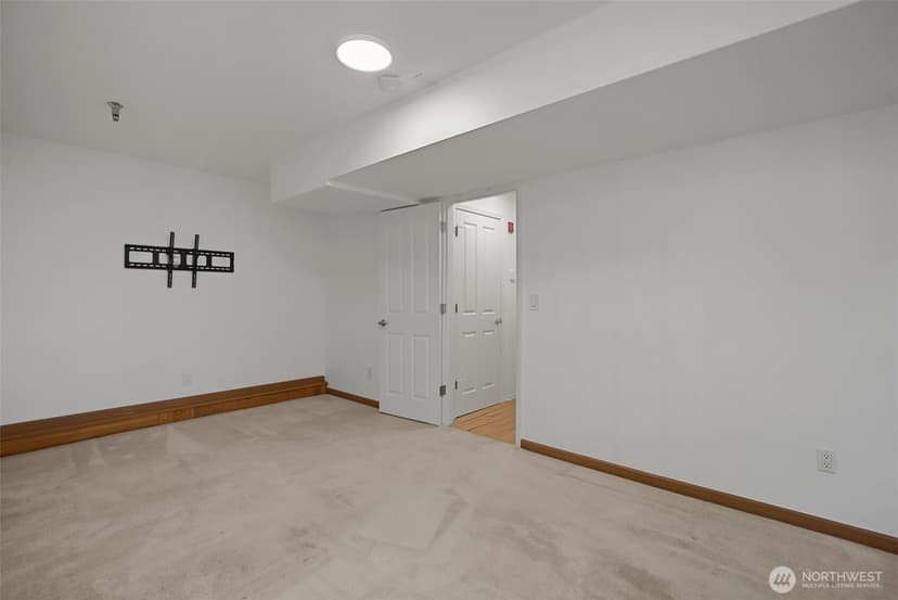 Property photo for 2300 Benson Road S #2-1, Renton photo 34