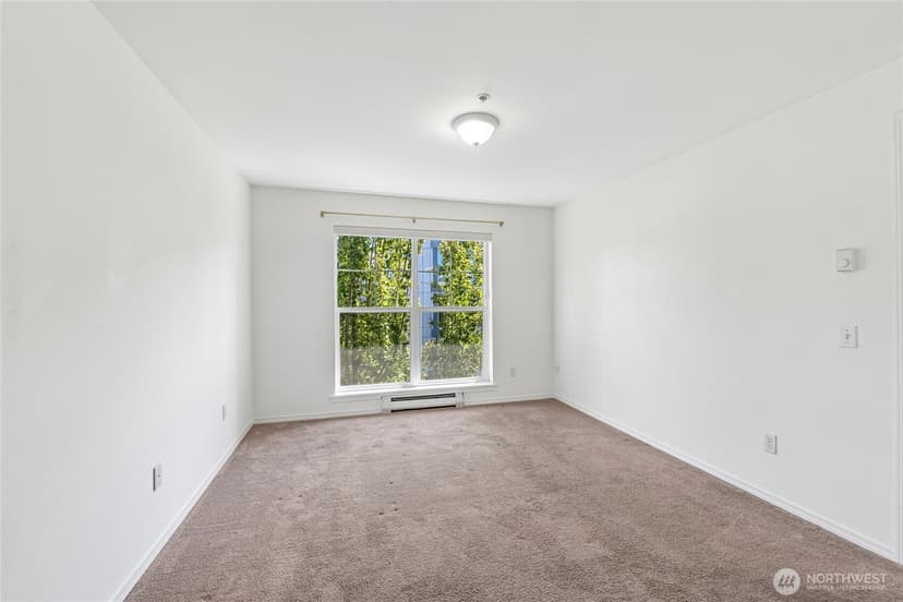 Property photo for 323 Queen Anne Avenue N #711, Seattle photo 15