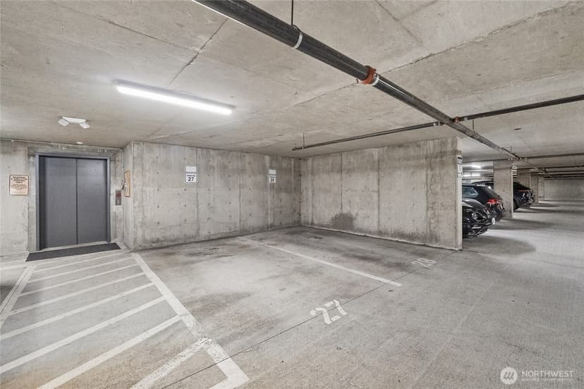 Property photo for 323 Queen Anne Avenue N #711, Seattle photo 35