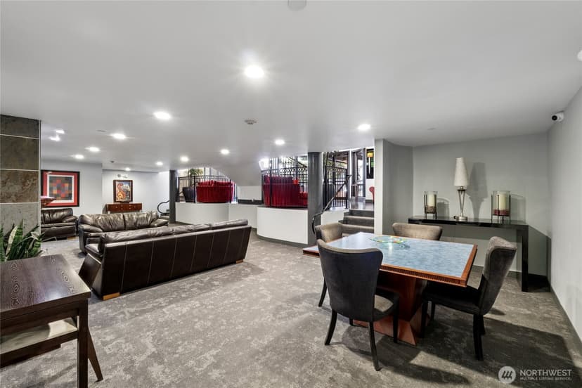 Property photo for 323 Queen Anne Avenue N #711, Seattle photo 20