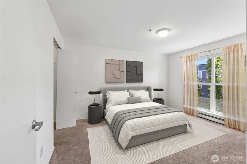 Property photo for 323 Queen Anne Avenue N #711, Seattle photo 13